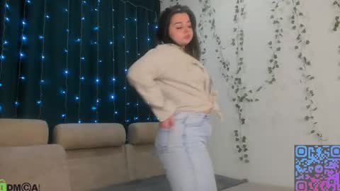 Snapshot of megapopkaa chatting on October 15, 2025, 4:23 am Lola online show from October 15, 2025, 4:23 am