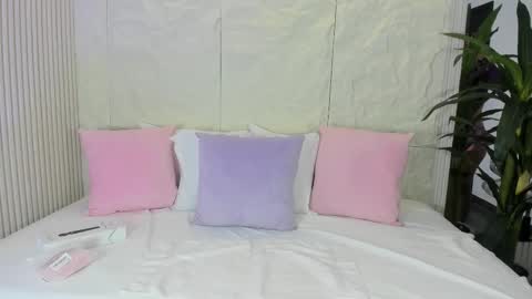 Snapshot of megara20 chatting on November 8, 2025, 10:30 pm Megara20 online show from November 8, 2025, 10:30 pm