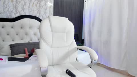 Snapshot of meghan_falcon chatting on January 20, 2025, 4:34 pm Meghan online show from January 20, 2025, 4:34 pm