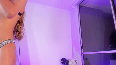 meghanallen_ online show from September 26, 2025, 11:53 pm