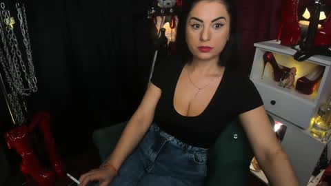 Snapshot of meghanmiss chatting on December 11, 2024, 8:36 am Miss Meghan or MM online show from December 11, 2024, 8:36 am