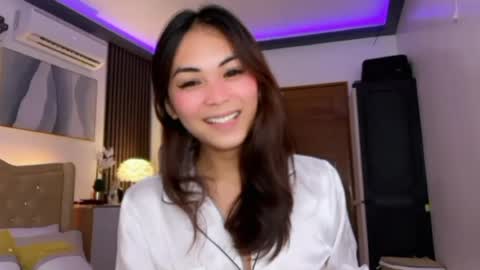 meiluxe online show from June 18, 2026, 1:37 pm