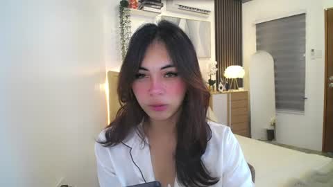 meiluxe online show from June 26, 2026, 7:35 am