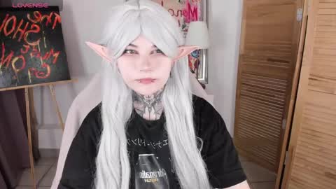 mekurisu online show from May 19, 2026, 1:11 am