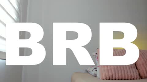 Snapshot of mel_18_ chatting on February 25, 2025, 5:15 pm A N D R E A online show from February 25, 2025, 5:15 pm