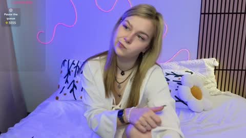 Mel online show from February 6, 2025, 3:27 am