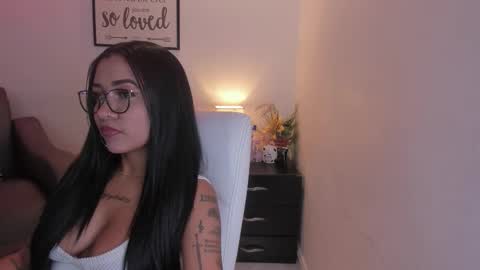 melan_owen online show from November 1, 2025, 11:01 am