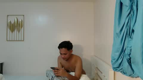 melanatedasiantwink online show from November 5, 2025, 7:30 am