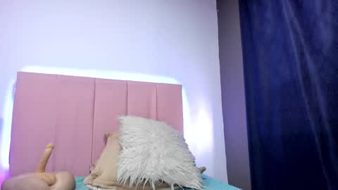 Snapshot of melani_xc chatting on February 20, 2025, 3:41 pm MELANI - online show from February 20, 2025, 3:41 pm