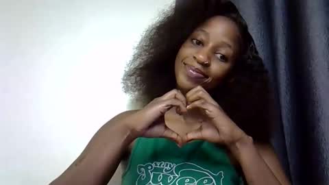 Snapshot of melanie_nay chatting on October 2, 2025, 6:09 am melanie_nay online show from October 2, 2025, 6:09 am