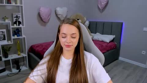 MelanieAlves online show from March 26, 2026, 2:44 pm