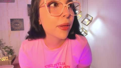 Snapshot of melaniegrayx chatting on March 5, 2025, 3:51 pm melaniegrayx online show from March 5, 2025, 3:51 pm