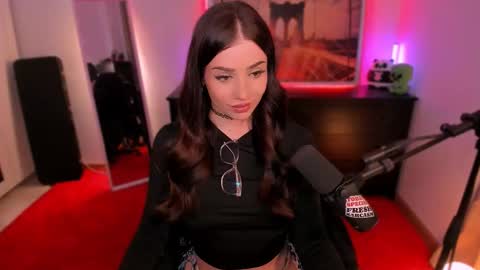 Melanie  online show from March 19, 2026, 6:01 pm