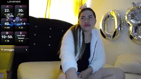 Melanie Parker online show from October 23, 2025, 1:32 pm