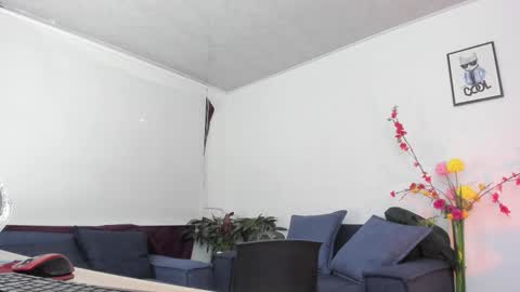 Snapshot of melaniie_roussel chatting on November 13, 2025, 1:32 pm melaniie_roussel online show from November 13, 2025, 1:32 pm