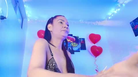 melannia_hills online show from October 3, 2025, 10:34 am