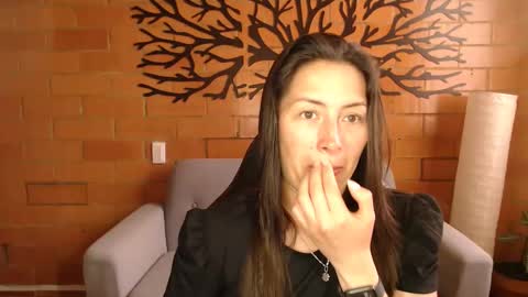 Snapshot of melanny_69 chatting on October 8, 2025, 12:14 pm Melanny online show from October 8, 2025, 12:14 pm