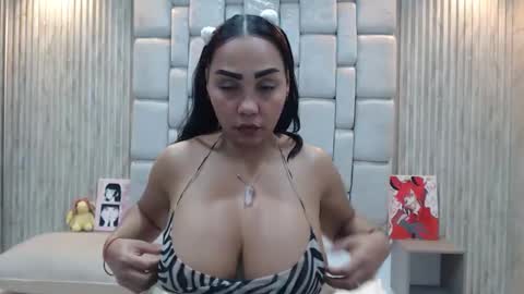 melany_contrera777 online show from May 28, 2026, 4:32 am