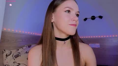 Melee Eva online show from January 11, 2026, 8:19 am