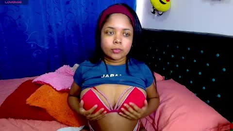 Snapshot of melika_sweet chatting on April 18, 2026, 7:58 pm eli online show from April 18, 2026, 7:58 pm
