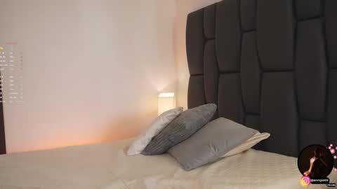 On vacation until Monday online show from September 29, 2025, 12:43 pm