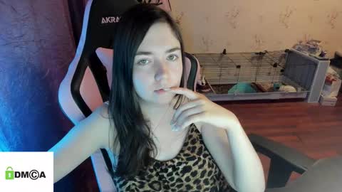 melisanilson online show from October 9, 2025, 9:35 pm