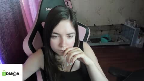 melisanilson online show from October 18, 2025, 1:34 pm