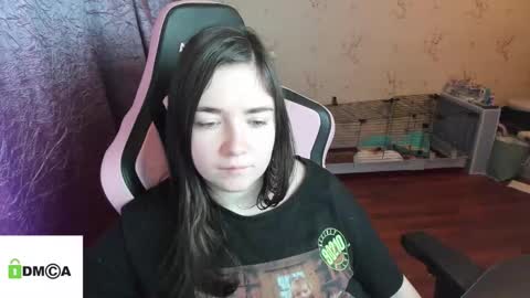 melisanilson online show from November 13, 2025, 2:43 am