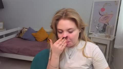 Sophia online show from April 6, 2026, 5:19 am