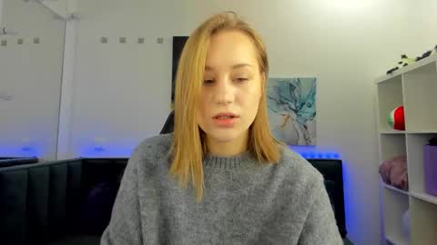 melissa_new22 online show from November 2, 2025, 12:02 am