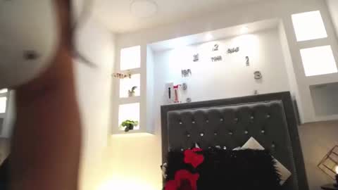 Melissa online show from September 19, 2025, 8:53 pm