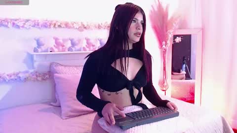 Snapshot of melissa_sweets_ chatting on September 16, 2025, 4:57 am Melisa online show from September 16, 2025, 4:57 am