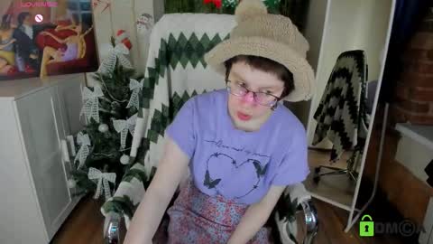 Melissa online show from December 18, 2025, 8:59 pm