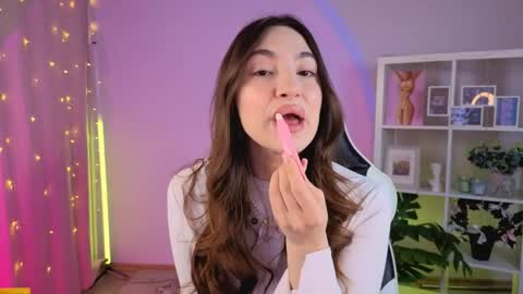 Melissa online show from May 26, 2026, 4:19 am