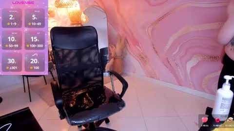 MELISSA online show from October 10, 2025, 11:04 pm