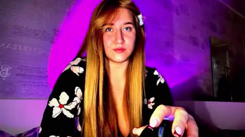 Snapshot of melissalii chatting on October 25, 2025, 11:40 am melissalii online show from October 25, 2025, 11:40 am