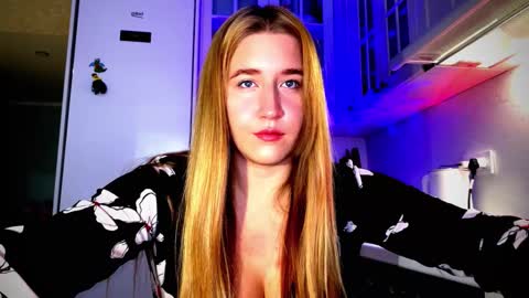 Snapshot of melissalii chatting on October 27, 2025, 11:03 am melissalii online show from October 27, 2025, 11:03 am