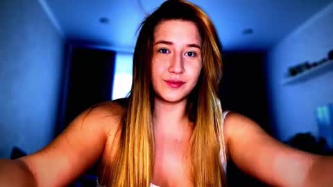 Snapshot of melissalii chatting on November 18, 2025, 12:20 pm melissalii online show from November 18, 2025, 12:20 pm