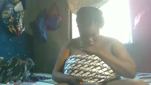 Melissa  online show from May 13, 2026, 7:39 am