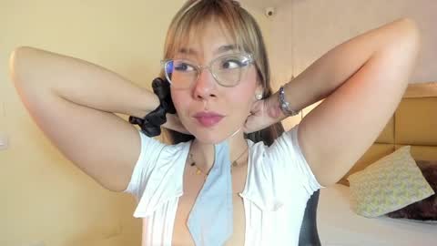    online show from April 6, 2026, 7:48 pm