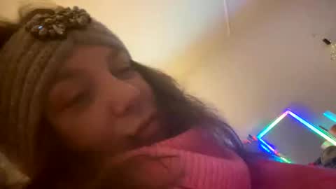 Snapshot of melli23 chatting on January 14, 2025, 5:45 pm Melli online show from January 14, 2025, 5:45 pm