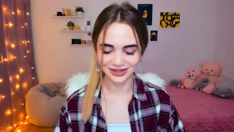 Snapshot of mellifluoustess chatting on January 11, 2025, 8:32 pm Tessa online show from January 11, 2025, 8:32 pm