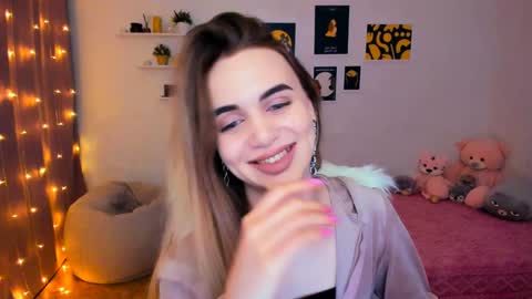 Snapshot of mellifluoustess chatting on January 28, 2025, 9:19 pm Tessa online show from January 28, 2025, 9:19 pm