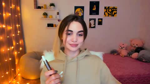 Snapshot of mellifluoustess chatting on February 7, 2025, 12:53 am Tessa online show from February 7, 2025, 12:53 am