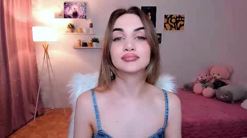 Snapshot of mellifluoustess chatting on February 23, 2025, 8:44 pm Tessa online show from February 23, 2025, 8:44 pm
