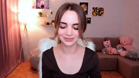 Snapshot of mellifluoustess chatting on March 5, 2025, 8:32 pm Tessa online show from March 5, 2025, 8:32 pm