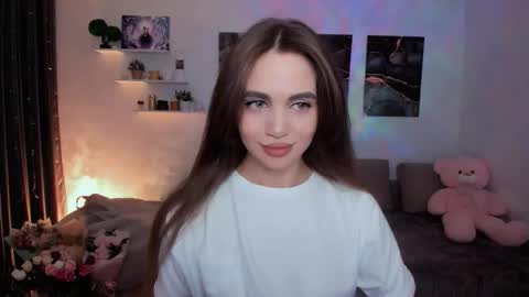 Tessa online show from December 17, 2025, 9:21 pm