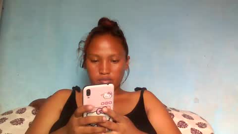 Snapshot of mellissia02 chatting on February 17, 2025, 11:55 am mellissa online show from February 17, 2025, 11:55 am