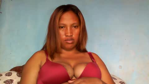 Snapshot of mellissia02 chatting on February 27, 2025, 11:52 am mellissa online show from February 27, 2025, 11:52 am