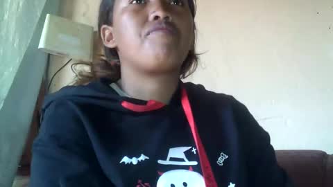 Snapshot of mellissia02 chatting on October 28, 2025, 4:49 am mellissa online show from October 28, 2025, 4:49 am